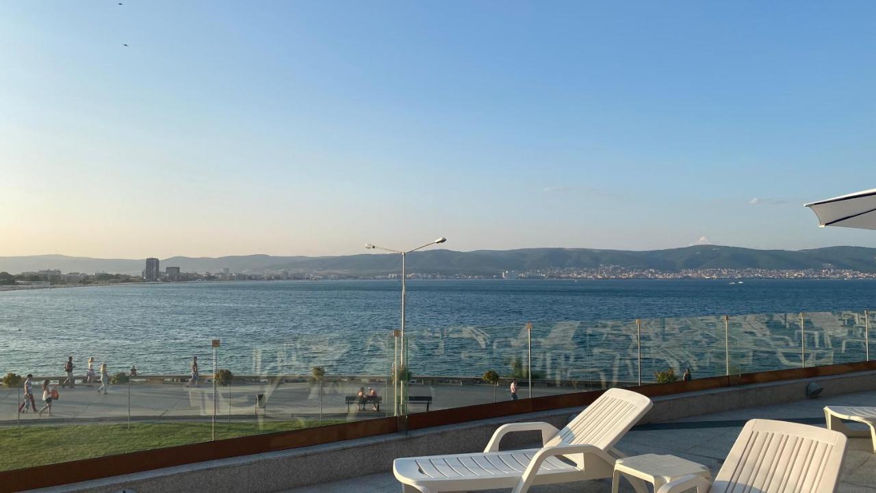 Paradiso 'В' 102 Private Sea View Apartment Nesebar Esterno foto